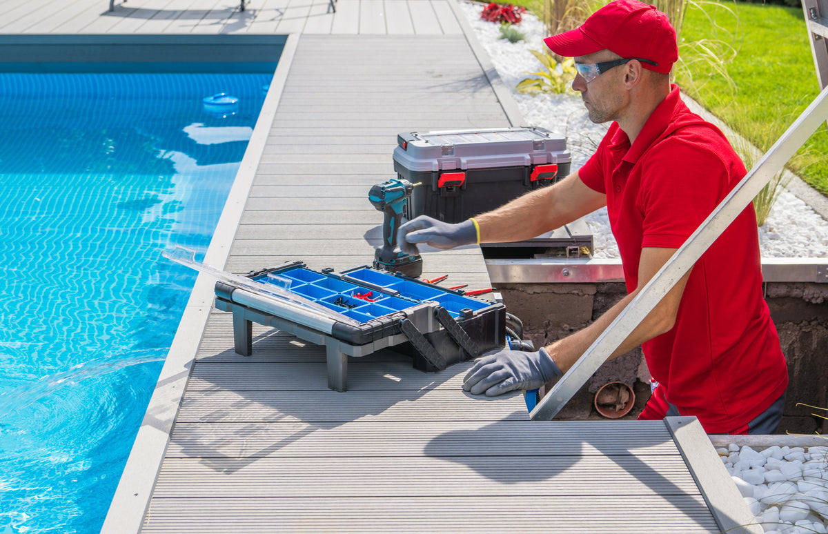 Signature Weekly Pool Care